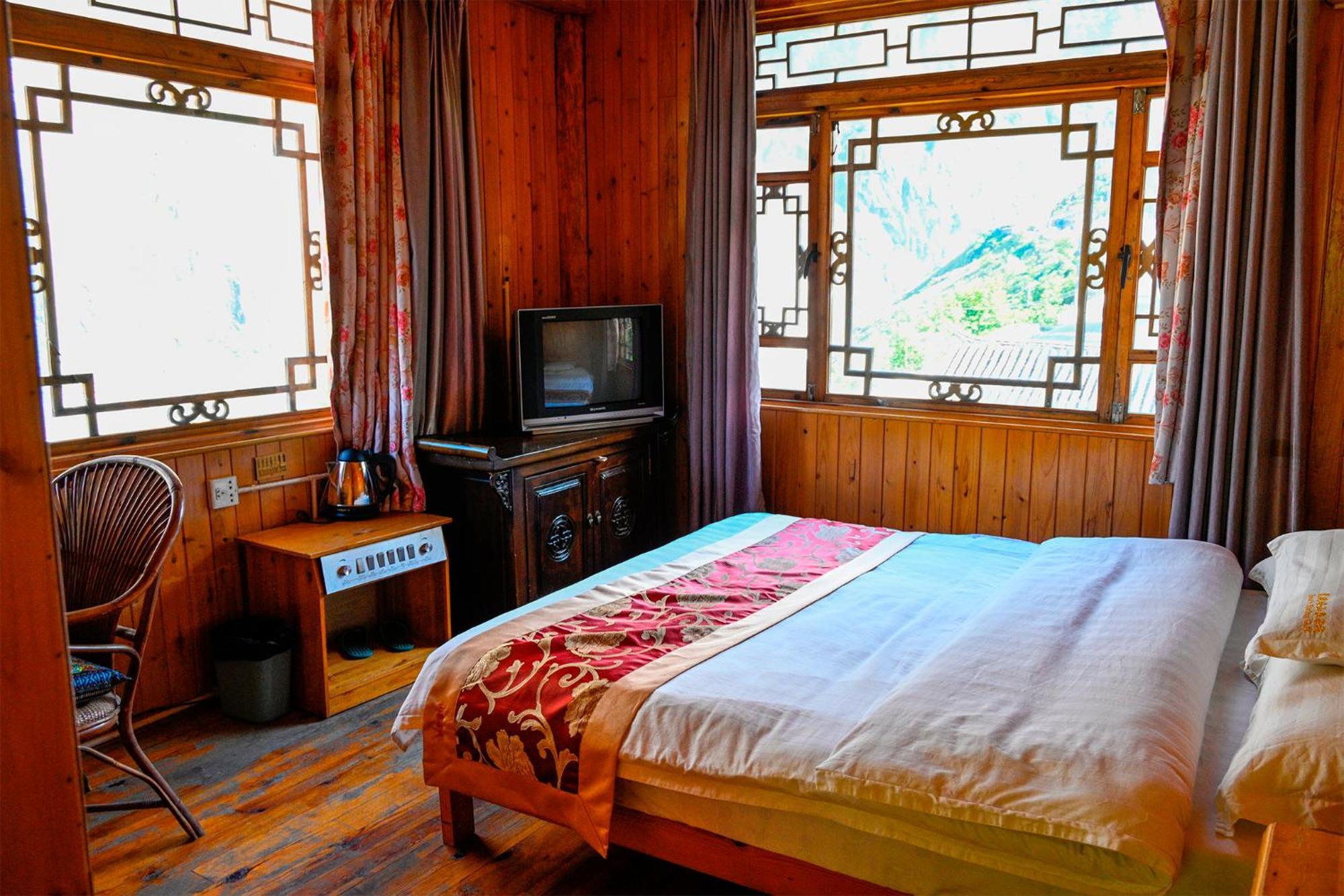 Tiger Leaping Gorge Sean'S Spring Guesthouse Shangri-La Quarto foto